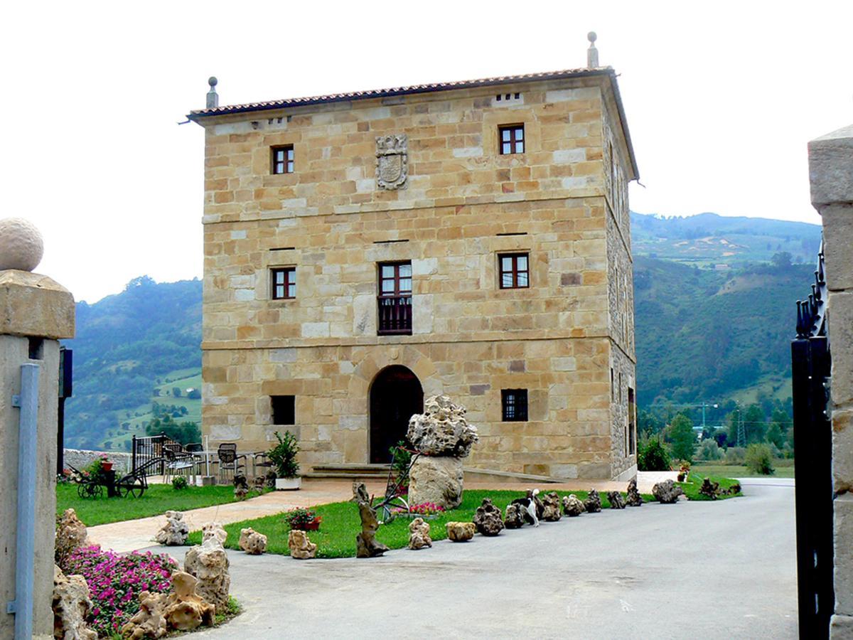 Posada Ribera Del Pas Iruz Exterior foto